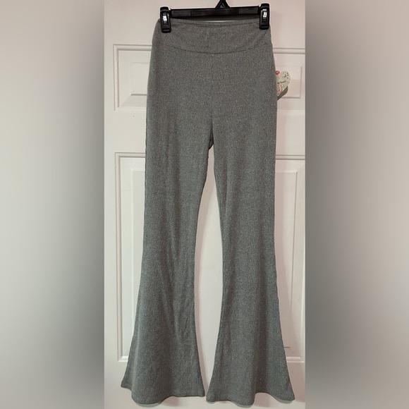 Self Esteem Self Esteem Brushed Hacci Rib Flare Leggings Size S NWT - Picture 3 of 12